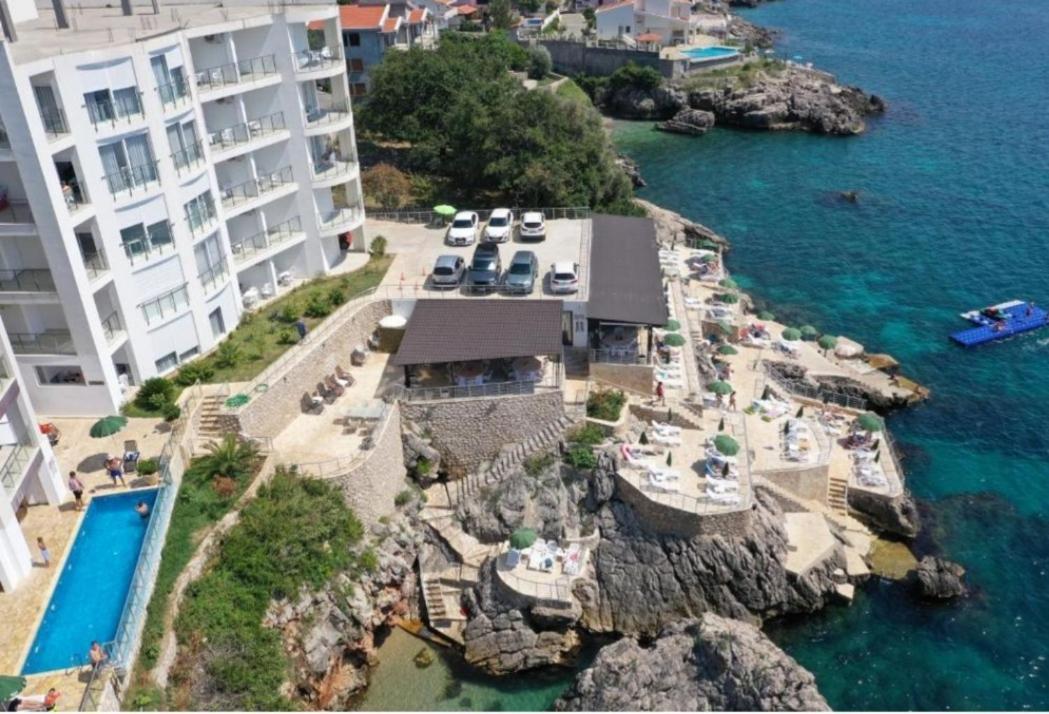 Paradise Beachfront View 2 โดบราวอดา ภายนอก รูปภาพ