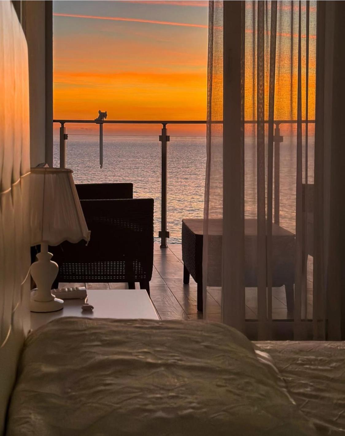 Paradise Beachfront View 2 โดบราวอดา ภายนอก รูปภาพ